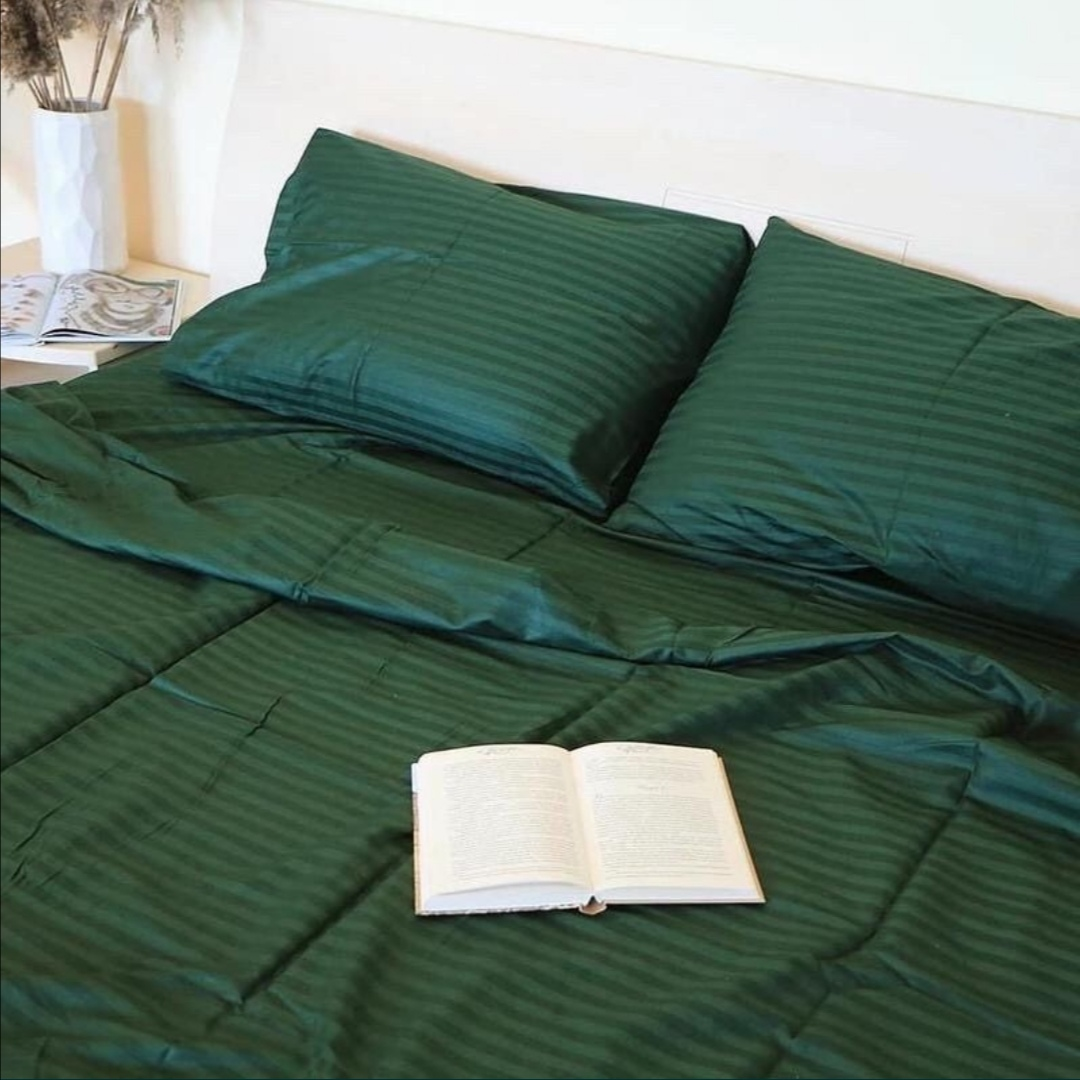 Сімейний комплект постільної білизни страйп-сатин (бутилочний)